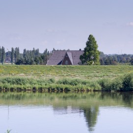 _IGP7839_2